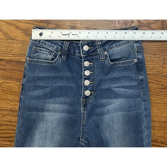 YMI bell Bottom Button Fly High Waisted Women’s Jeans Size 3/26 Distressed - Picture 10 of 16